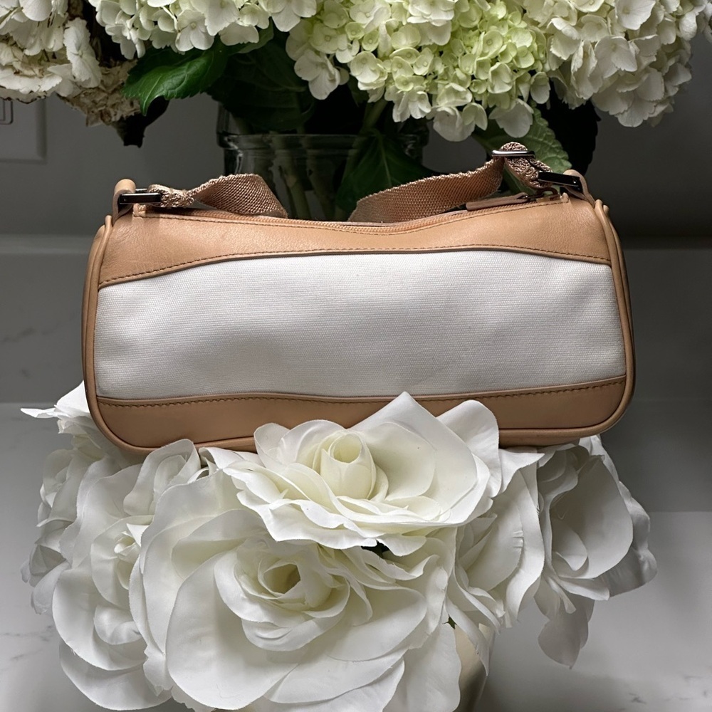 🔥🔥🔥Gucci Tan and White Mini Bag with Silver Accents EUC! + COA - Picture 9 of 12